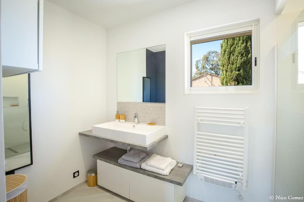 Roquebrune-Sur-Argens, Villa 2 Pieces, 4 Personnes Экстерьер фото
